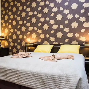 https://domus-apartments.praguehotelsweb.com