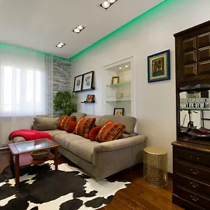 https://central-station-art-apartment.splithotels.org